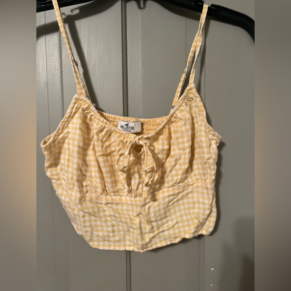 Hollister plaid yellow cropped tank with a tie in the front
